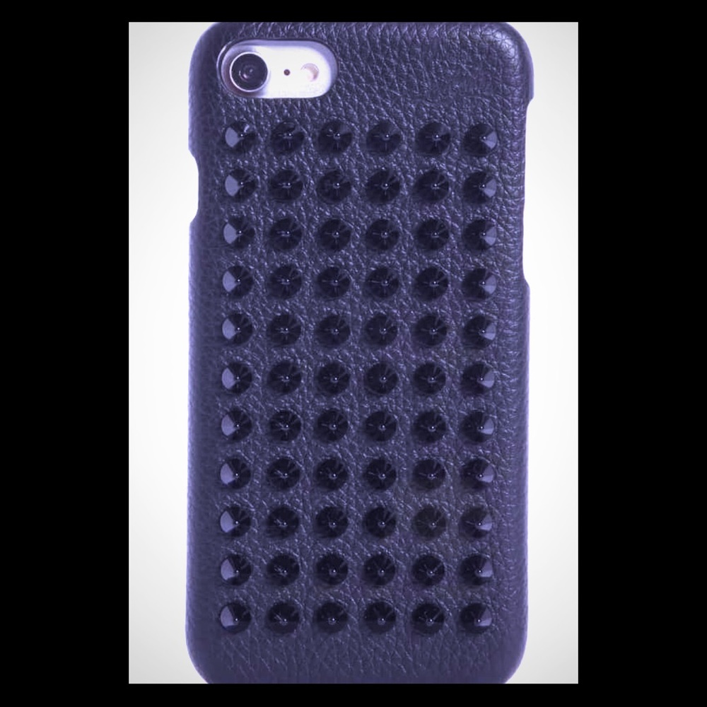 ⭕️SOLD⭕️Christian Louboutin Sudded Iphone Case🖤